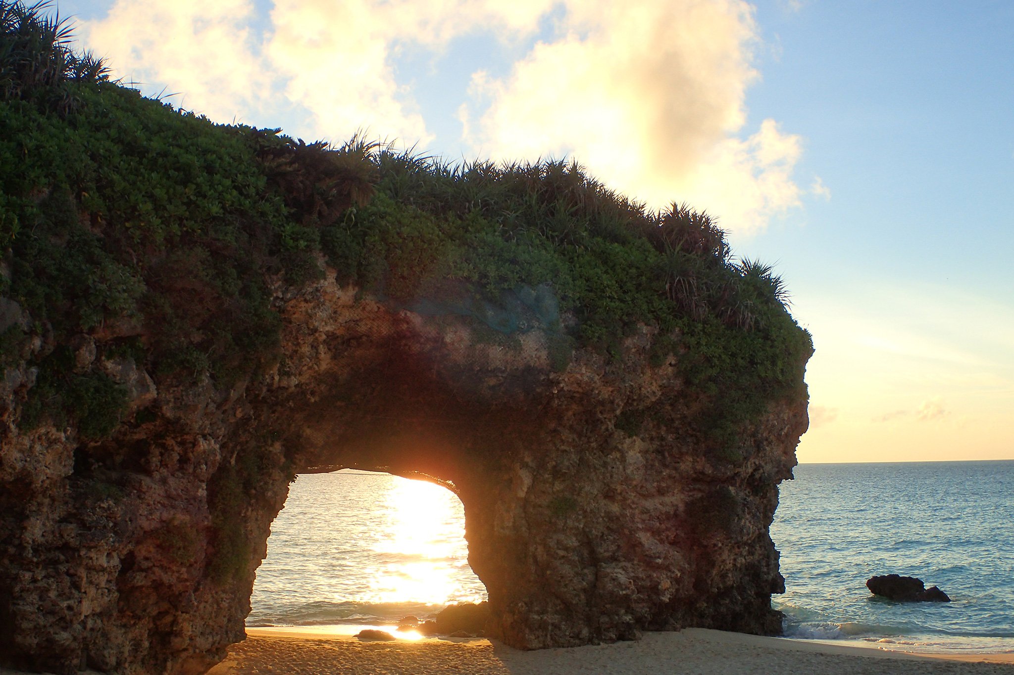 🏖️ 모래산 해변 (스나야마 비치) 이미지 8
